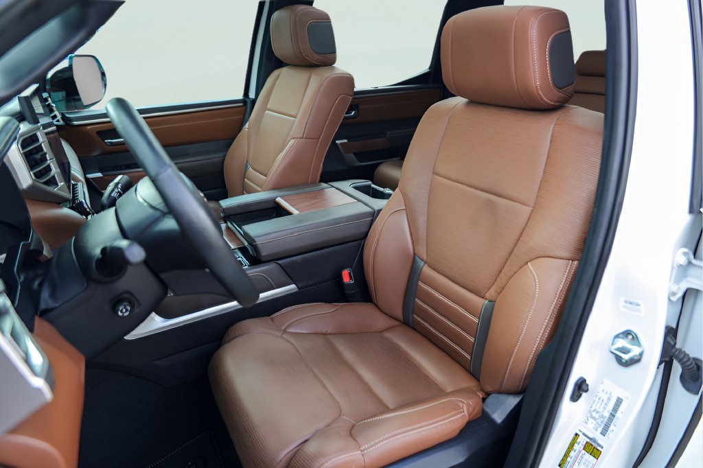 Used 2024 Toyota Tundra 1794 Edition AWD/4WD image 9