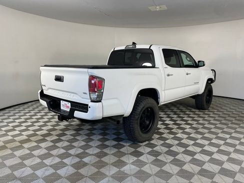 Used 2019 Toyota Tacoma Limited AWD/4WD image 27