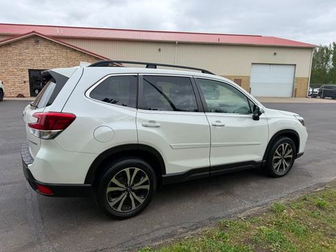 Used 2020 Subaru Forester Limited AWD/4WD image 4