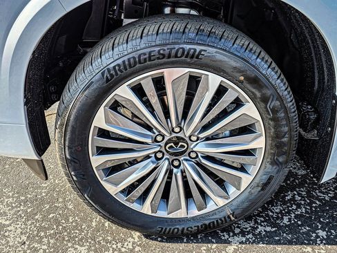 New 2026 INFINITI QX80 Luxe w/ Cargo Package AWD/4WD image 7