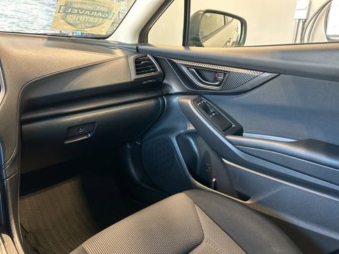 Used 2023 Subaru Crosstrek 2.0i image 21