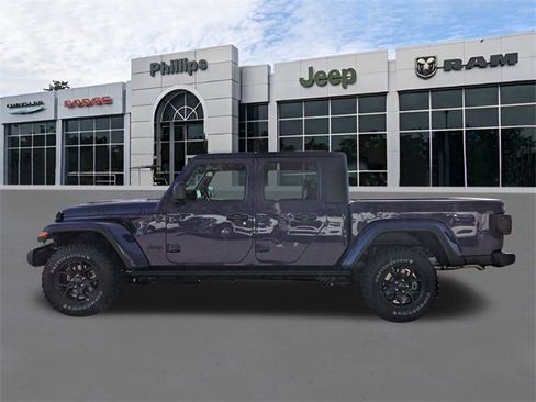 New 2026 Jeep Gladiator Willys image 7