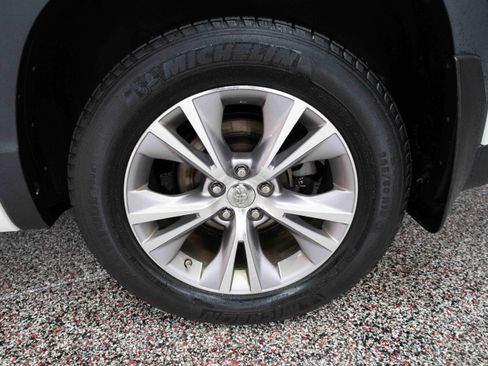 Used 2015 Toyota Highlander XLE image 30