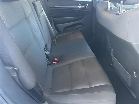 Used 2021 Jeep Grand Cherokee Laredo image 15