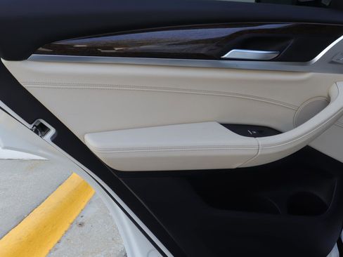 Used 2019 BMW X3 sDrive30i w/ Convenience Package image 11