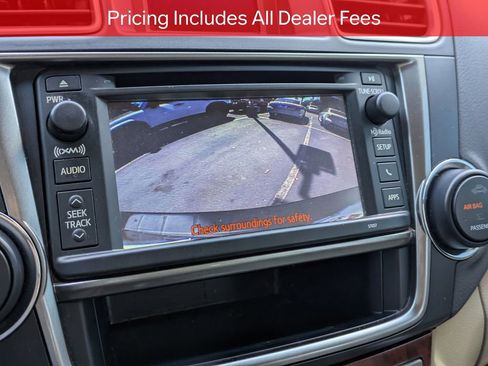 Used 2013 Toyota Highlander Limited FWD image 23