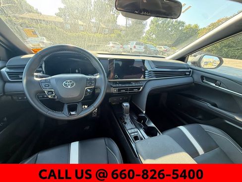 Used 2025 Toyota Camry SE FWD image 34