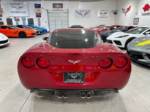 Used 2008 Chevrolet Corvette Coupe w/ Preferred Equipment Group RWD image 30