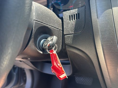 Used 2012 Ford Fusion SE FWD image 23