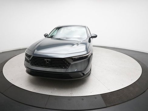 Certified 2023 Honda Accord EX image 12