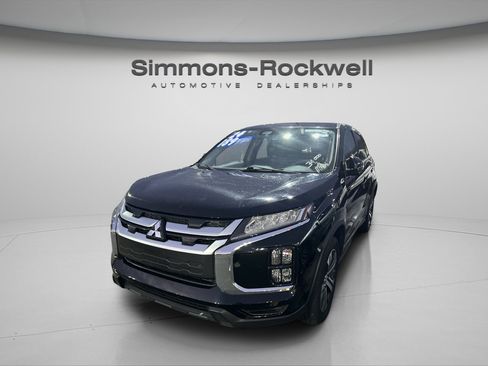 Used 2024 Mitsubishi Outlander Sport SE image 3