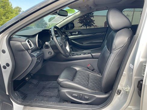 Used 2020 Nissan Maxima Platinum w/ Sport Mat Group image 13