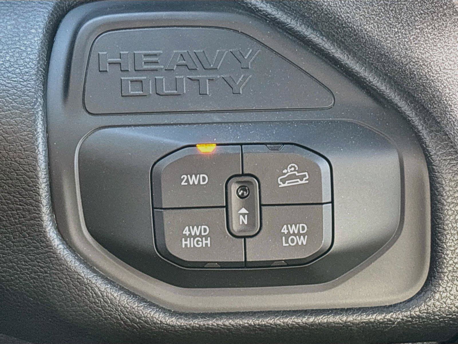 New 2026 RAM 2500 Warlock AWD/4WD image 15