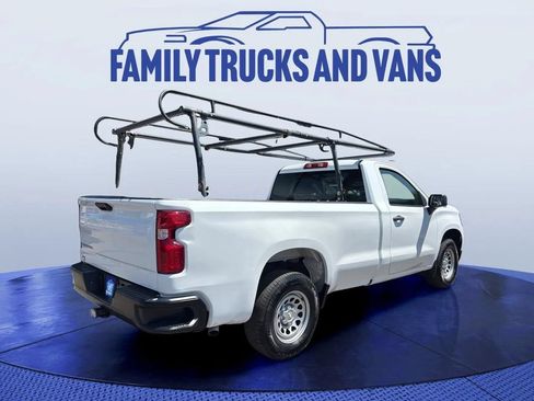 Used 2022 Chevrolet Silverado 1500 W/T w/ Trailering Package RWD image 5