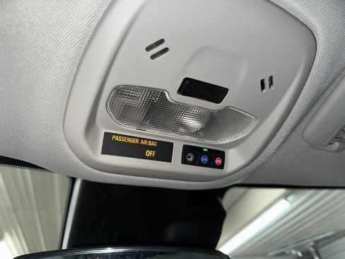 Certified 2024 Chevrolet Trax LT w/ Driver Confidence Package image 13