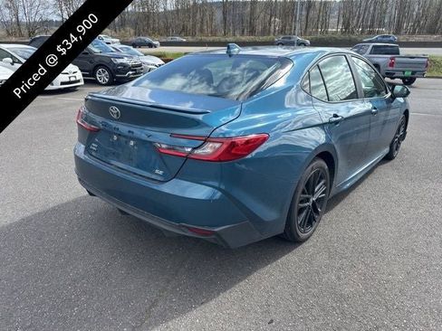 Used 2025 Toyota Camry SE w/ Multimedia Upgrade Package image 6