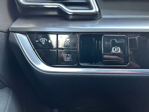 Used 2023 Kia Sportage EX image 20