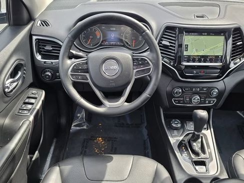 Used 2019 Jeep Cherokee Limited AWD/4WD image 29