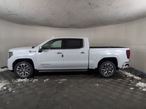 New 2026 GMC Sierra 1500 Denali AWD/4WD image 8