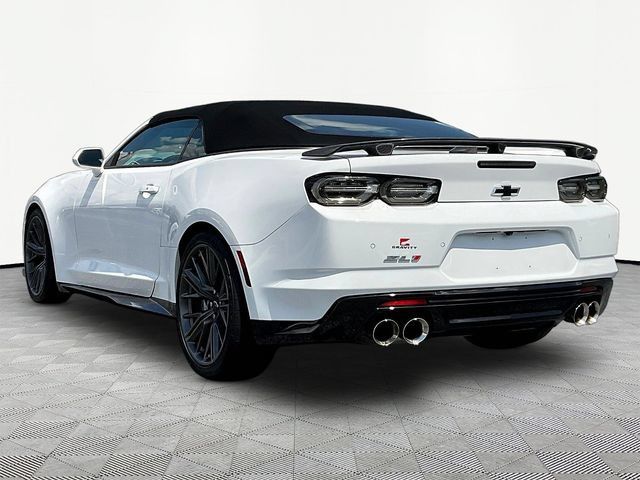 Used 2021 Chevrolet Camaro ZL1 RWD image 5