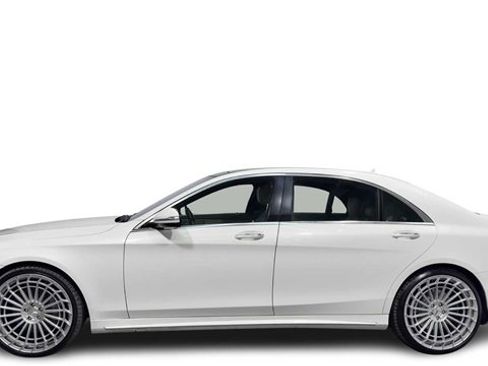 Used 2015 Mercedes-Benz S 550 4MATIC Sedan image 1