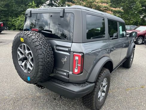 New 2025 Ford Bronco Badlands image 24