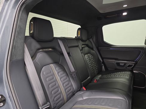 Used 2022 Rivian R1T Adventure image 22