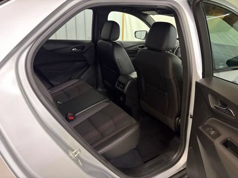 Used 2022 Chevrolet Equinox RS FWD image 20