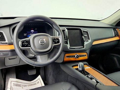 Used 2023 Volvo XC90 B6 Plus w/ Protection Package Premier AWD/4WD image 14