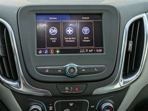 Used 2022 Chevrolet Equinox LS w/ LS Convenience Package image 17