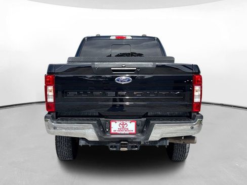 Used 2020 Ford F350 Lariat w/ Lariat Ultimate Package AWD/4WD image 6