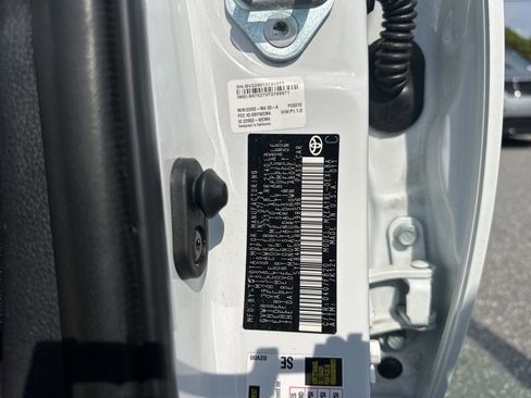 Used 2024 Toyota Corolla LE image 31