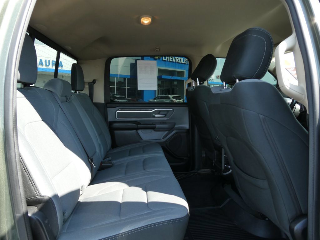Used 2020 RAM 1500 Big Horn AWD/4WD image 16
