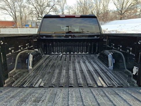 Used 2022 Chevrolet Silverado 1500 Custom image 30