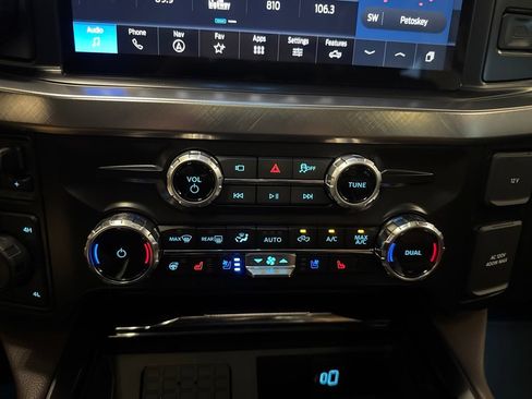 New 2026 Ford F250 King Ranch w/ Chrome Package AWD/4WD image 38
