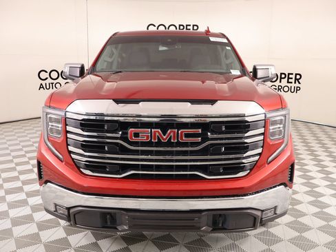 Used 2022 GMC Sierra 1500 SLT RWD image 10