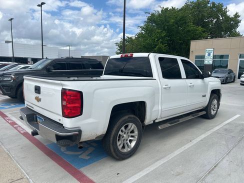Used 2018 Chevrolet Silverado 1500 LT w/ Texas Edition image 7