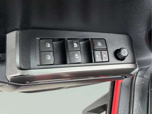 Used 2021 Toyota Tacoma TRD Sport image 17