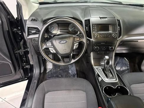 Used 2017 Ford Edge SE AWD/4WD image 13