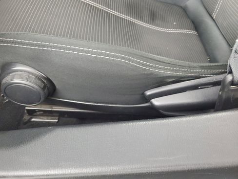 Used 2017 FIAT 124 Spider Classica image 29