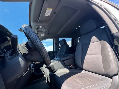 Used 2019 Chevrolet Silverado 1500 LT w/ All-Star Edition RWD image 15