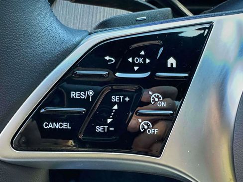 Used 2024 Mercedes-Benz EQE 350+ 4MATIC Sedan image 21