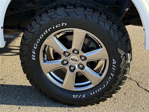 Certified 2020 Ford F150 Lariat w/ Equipment Group 502A Luxury image 5