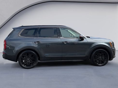 Used 2022 Kia Telluride SX w/ Nightfall Edition Package AWD/4WD image 6