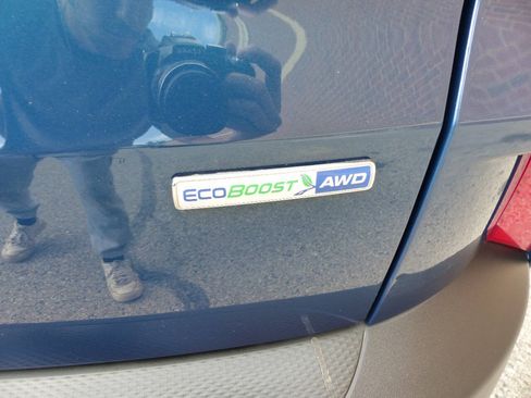 Used 2020 Ford Escape SEL AWD/4WD image 10