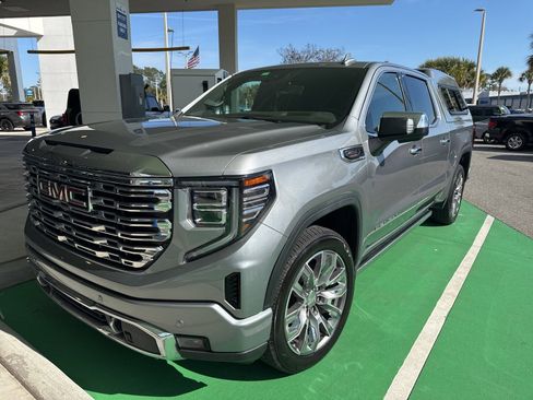 Used 2023 GMC Sierra 1500 Denali image 2