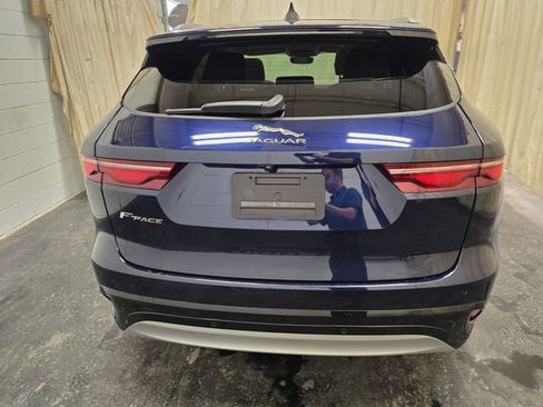 Used 2023 Jaguar F-PACE S image 9