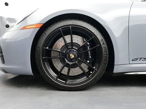 Certified 2024 Porsche 911 Carrera GTS RWD image 6