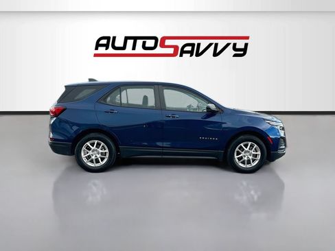 Used 2022 Chevrolet Equinox LS FWD image 8