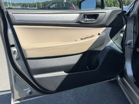 Used 2019 Subaru Legacy 2.5i Premium AWD/4WD image 15